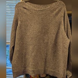 Tahari gray ribbed sweater